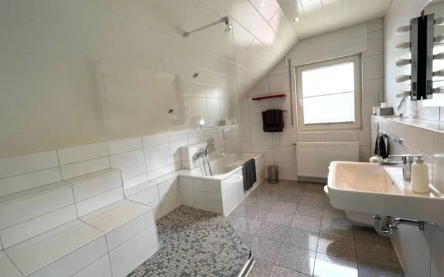 Savoir Vivre Modern Retreat