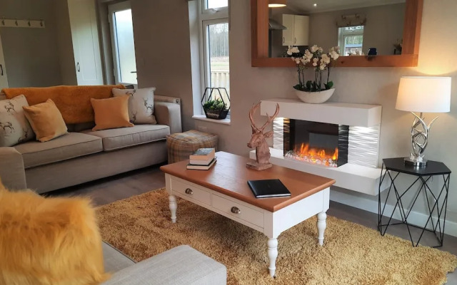 Hollicarrs - Stag Lodge