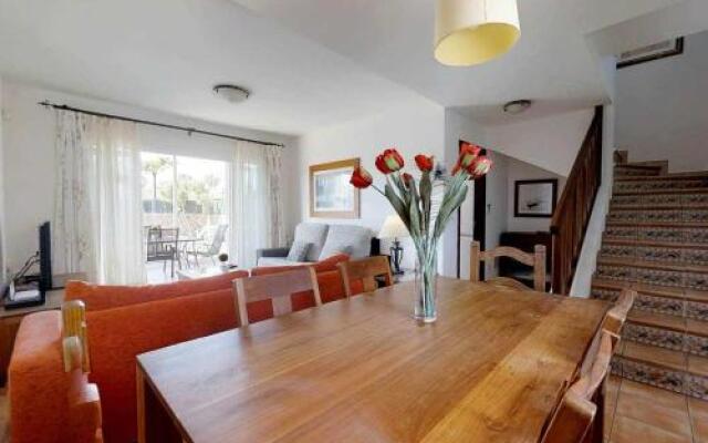 Villas and Apartments Olive Homes