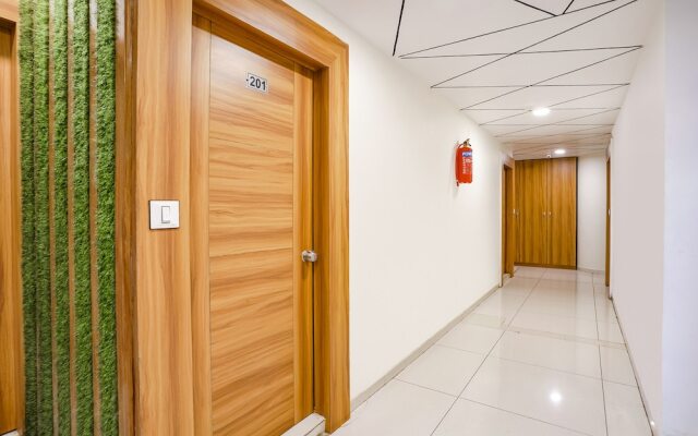 Fabhotel Silver Inn