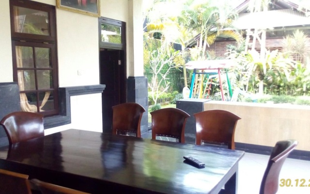 Rumah Tu7u – Restaurant – Perean Tengah