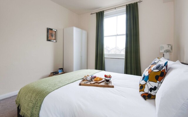 The Hereford Road Lodge - JFB4