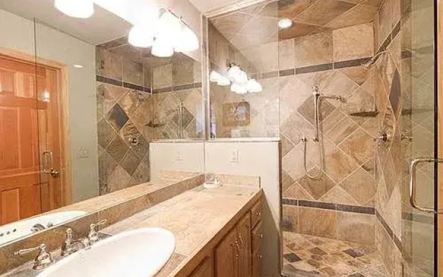 Le Chamonix Condo