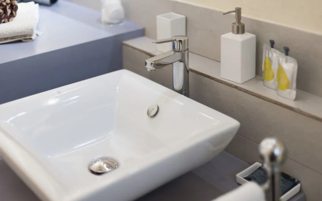 Short-let Florence Charming Suite