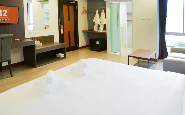 B2 Hat Yai Rat Uthit Boutique & Budget Hotel