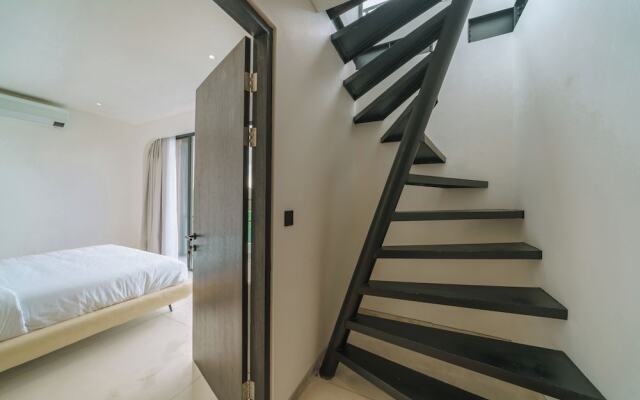 Villa Vantage 2