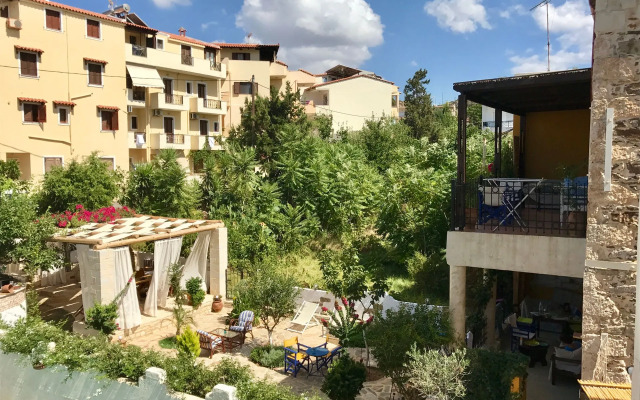 Idili Traditional House