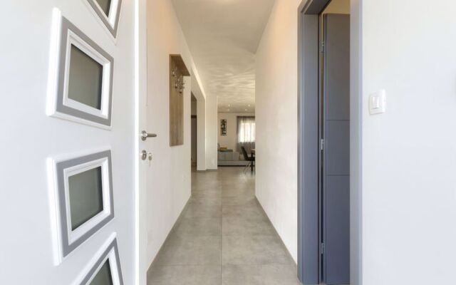 House Veli vrt Pallerols