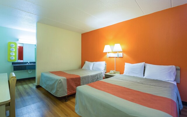 Motel 6