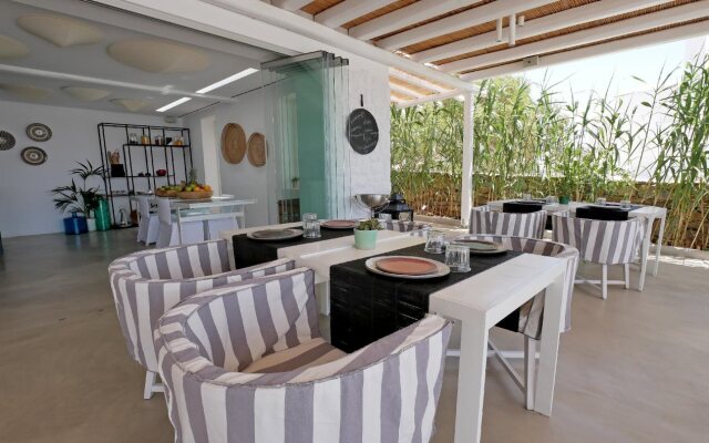 Ostraco Suites