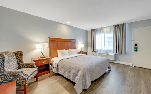 Quality Inn Santa Cruz