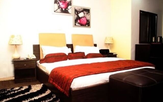 West Point Ile-Oluji Hotel & Suites