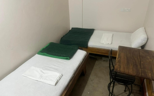 Arusha Backpackers Hotel - Hostel