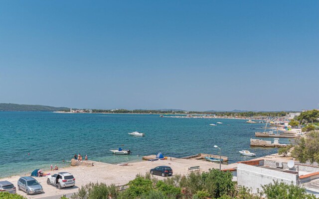 Beautiful Apartment in Brodarica With Wifi and 1 Bedrooms