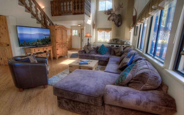 Pinehill Ponderosa by Lake Tahoe Accommodations