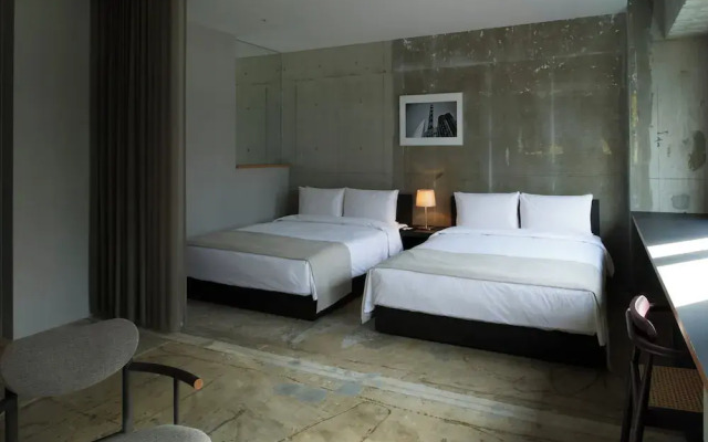 Tones Osaka Hotel
