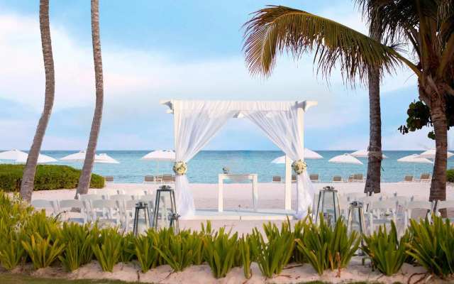 Four Points by Sheraton Puntacana Village