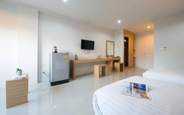 Pixel Hostel Phuket Airport