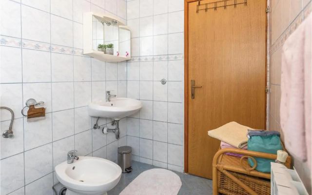 Two-Bedroom Apartment with Sea View in Makarska