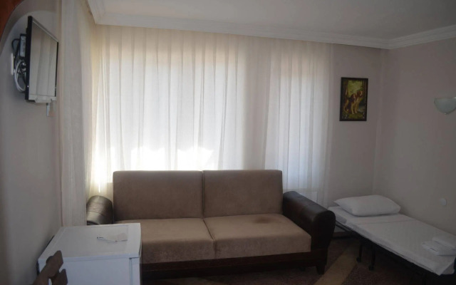 Tunç Otel - Ayvalık