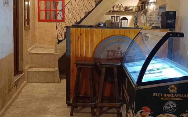Petra Hotel & Coffee House