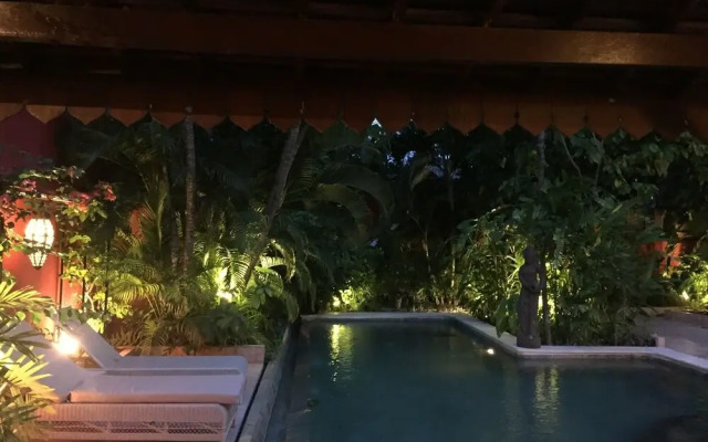 Villa Hangat