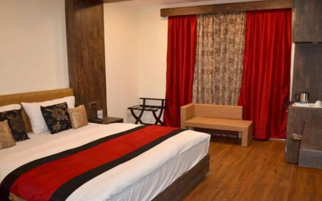 Hotel Green Leaf