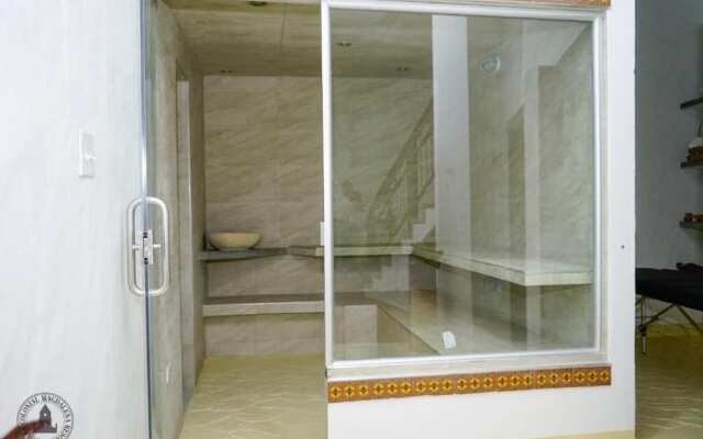 Honda Colonial Magdalena Resort