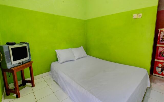 OYO Life 92829 Kos Insan Madani