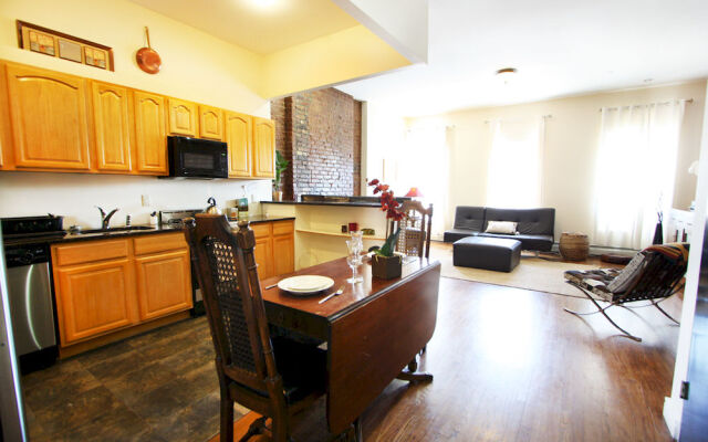Luxury Suites Lenox Ave