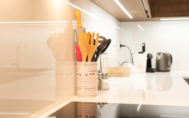 Black Field Apartment