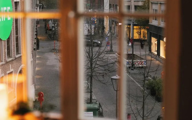 A Place - Leeuwenstraat 20