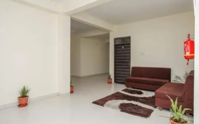 Hotel Metro by OYO Rooms