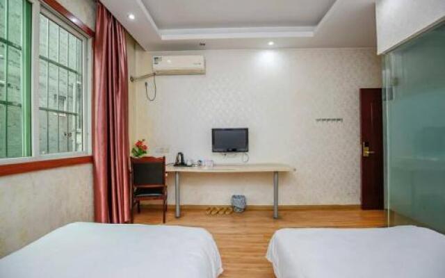 Yuhang Business Hotel