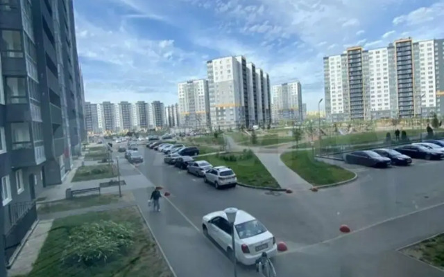Apartments on Chugunov Boulevard 10/6