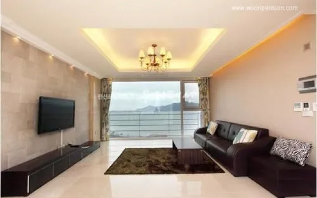 Ganghwado Town House Pension