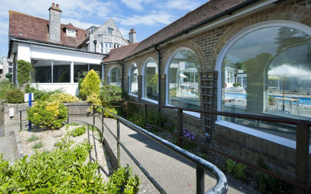 The Broadway Park Hotel