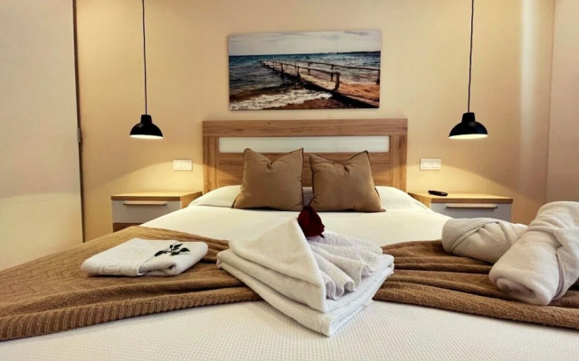 RoomBoutique32