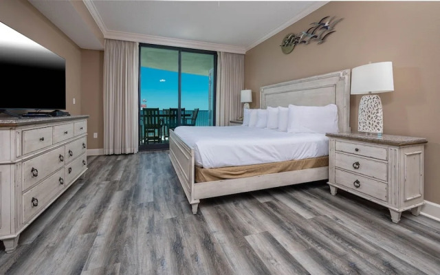 Phoenix Ix 805 3 Bedroom Condo