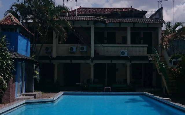 Metro Guest House
