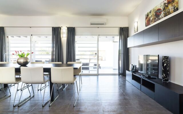 Extravagant Villa in Can Tomas with Pool & Hot Tub