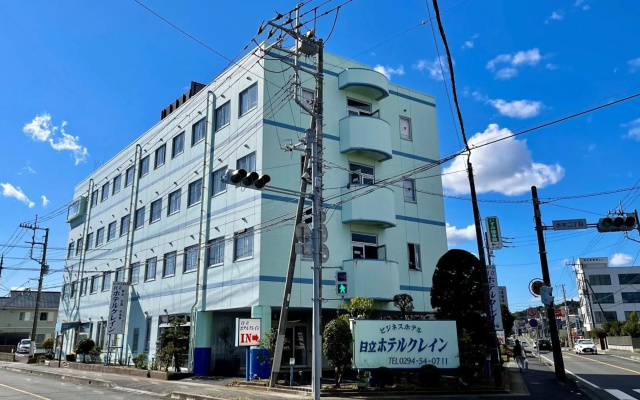 Hitachi Hotel Crane