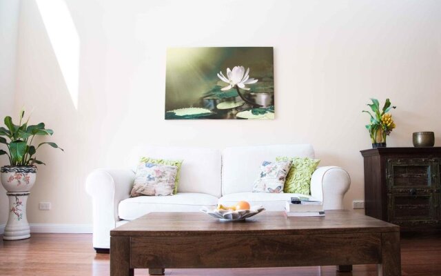4 Ensuite Chelsea Villa CBD-Airport