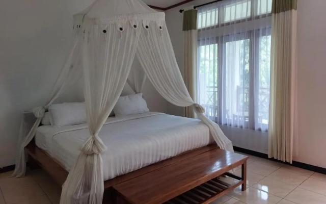 La Belle Etoile Hotel
