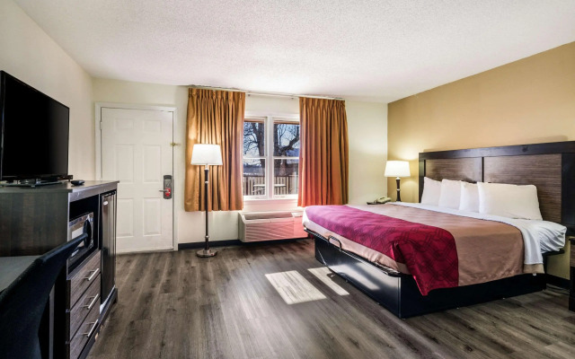 Econo Lodge Glade Springs I-81