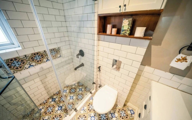 The Iron Throne A Bespoke Got' Theme Penthouse