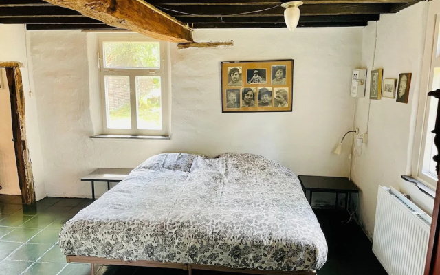 Spacious Farmhouse near Forest in Stramproy