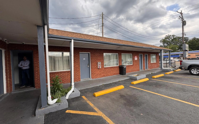 Chamberlayne Motel by Belvilla Richmond North