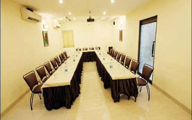 Royal Residency Hotel
