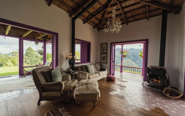 La Casa en las Nubes